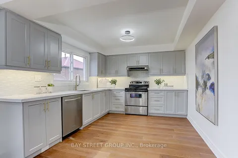 165 Revell Rd, Newmarket, ON L3X 1S7