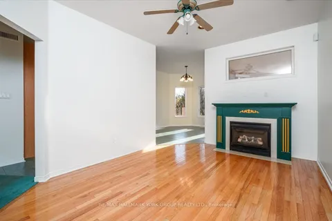 1914 Webster Blvd, Innisfil, ON L9S 2A6