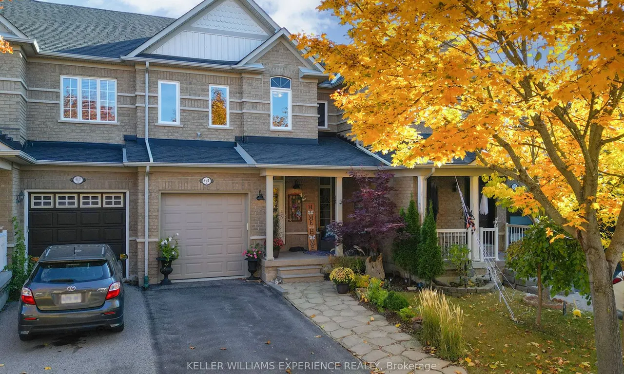 63 Watkins Glen Cres, Aurora, ON L4G 7S6