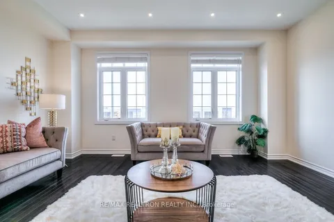 10985 Woodbine Ave, Markham, ON L6C 1J5