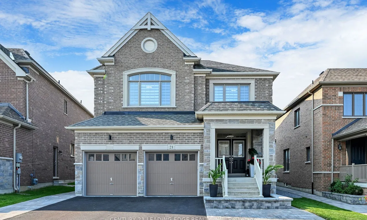 21 LARKFIELD Cres, East Gwillimbury, ON L9N 0P7