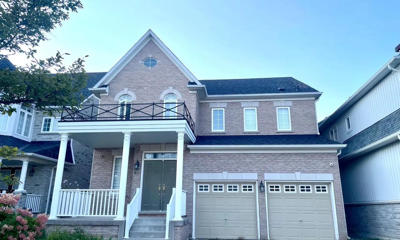 54 Castleglen Blvd, Markham, ON L6C 0A9