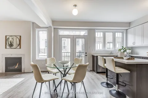 20 Sambro Lane, Whitchurch-Stouffville, ON L4A 0S1