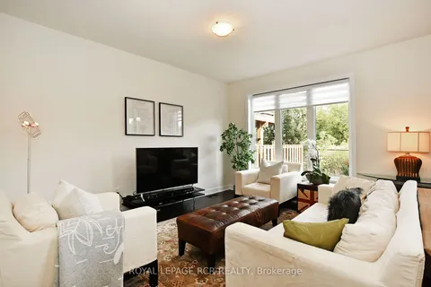 65 Anchusa Dr, Richmond Hill, ON L4E 1C6