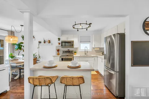 21127 Dalton Rd, Georgina, ON L0E 1L0