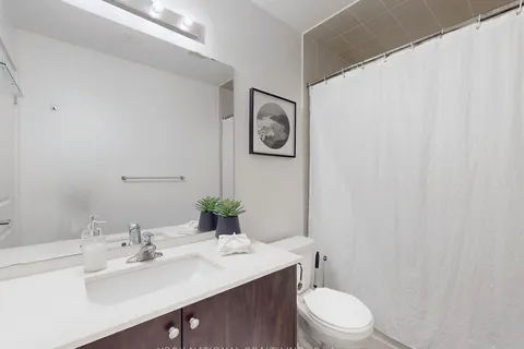5 Engel St, Vaughan, ON L4L 0M2
