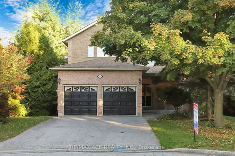 311 Sheridan Crt, Newmarket, ON L3Y 8P9