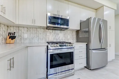 25 Ryler Way, Markham, ON L3S 0E7