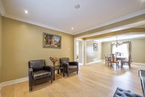 79 Westchester Cres, Markham, ON L6C 2X9