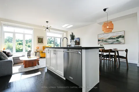 62 Duncombe Lane, Richmond Hill, ON L4C 0Z9