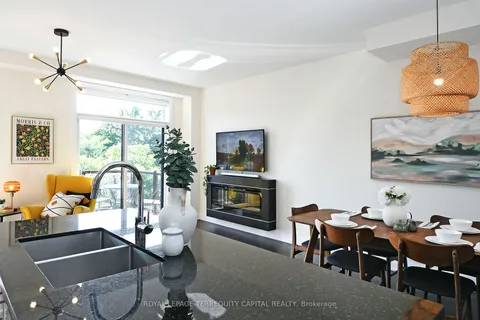 62 Duncombe Lane, Richmond Hill, ON L4C 0Z9
