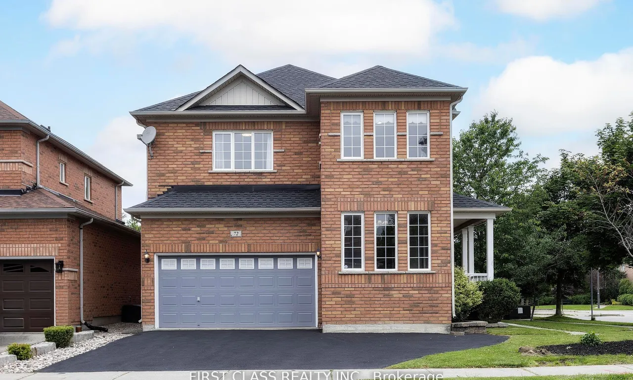 72 Perivale Gdns, Aurora, ON L4G 7P8