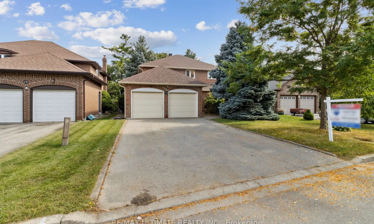 27 Blackwell Crt, Markham, ON L3R 0C5