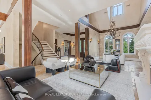 55 Greenvalley Circ, Whitchurch-Stouffville, ON L4A 2L4