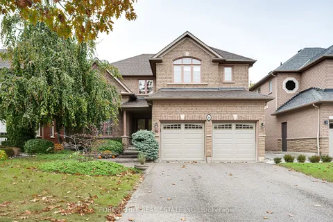 16 Winterport Crt, Richmond Hill, ON L4C 9V6