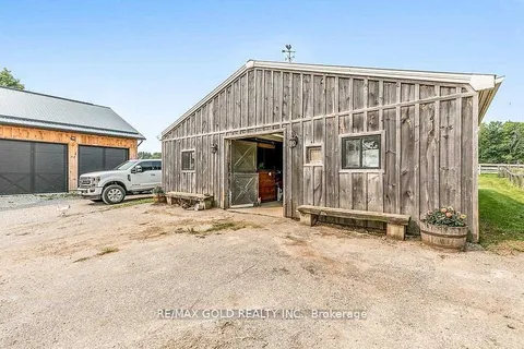 10258 Highway 9, Adjala-Tosorontio, ON L0G 1L0