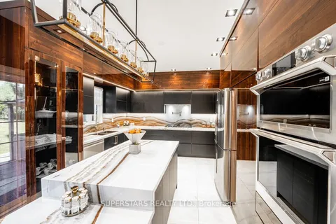 343 Athabasca Dr, Vaughan, ON L6A 3S1