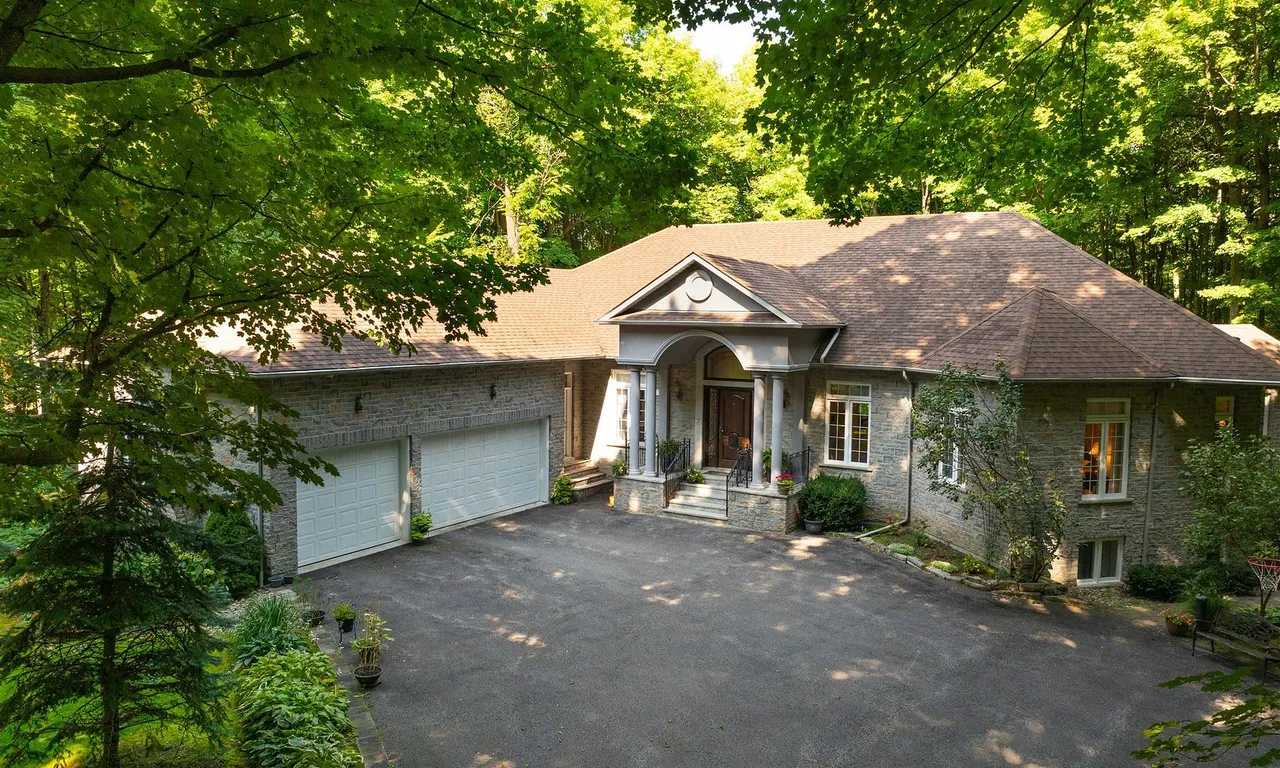 82 Hill Country Dr, Whitchurch-Stouffville, ON L4A 3T2