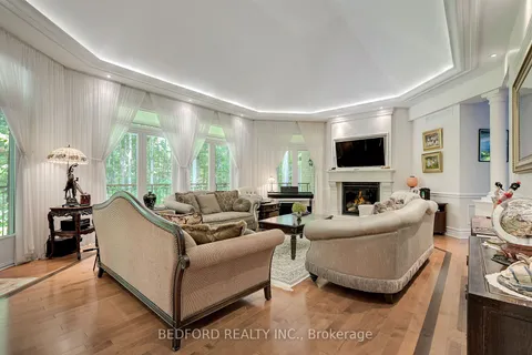 82 Hill Country Dr, Whitchurch-Stouffville, ON L4A 3T2