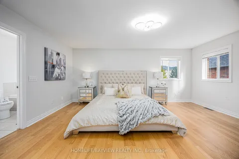 110 Snowy Meadow Ave, Richmond Hill, ON L4E 3X8