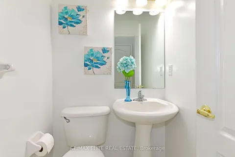 2 Pike Lane, Markham, ON L6B 1G4