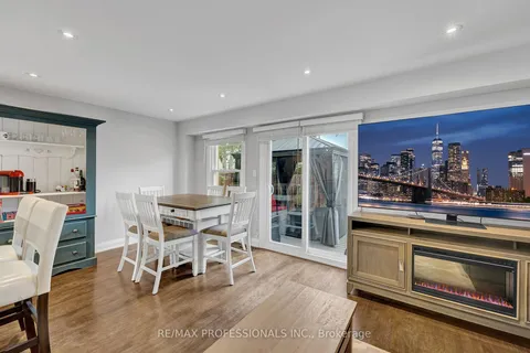 2181 Ferguson St, Innisfil, ON L9S 1X6