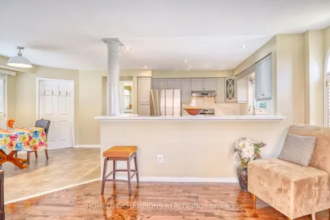 100 Russell Jarvis Dr, Markham, ON L3S 4B3