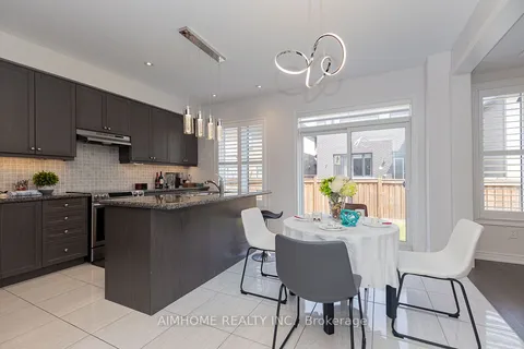11 Elder St, Richmond Hill, ON L4S 0H2