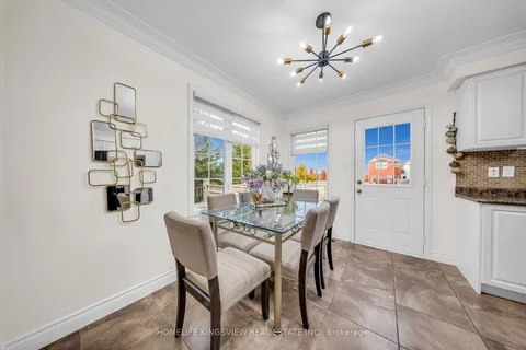 241 Canada Dr, Vaughan, ON L4H 0K2