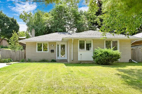 308 Paliser Cres, Richmond Hill, ON L4C 1R8