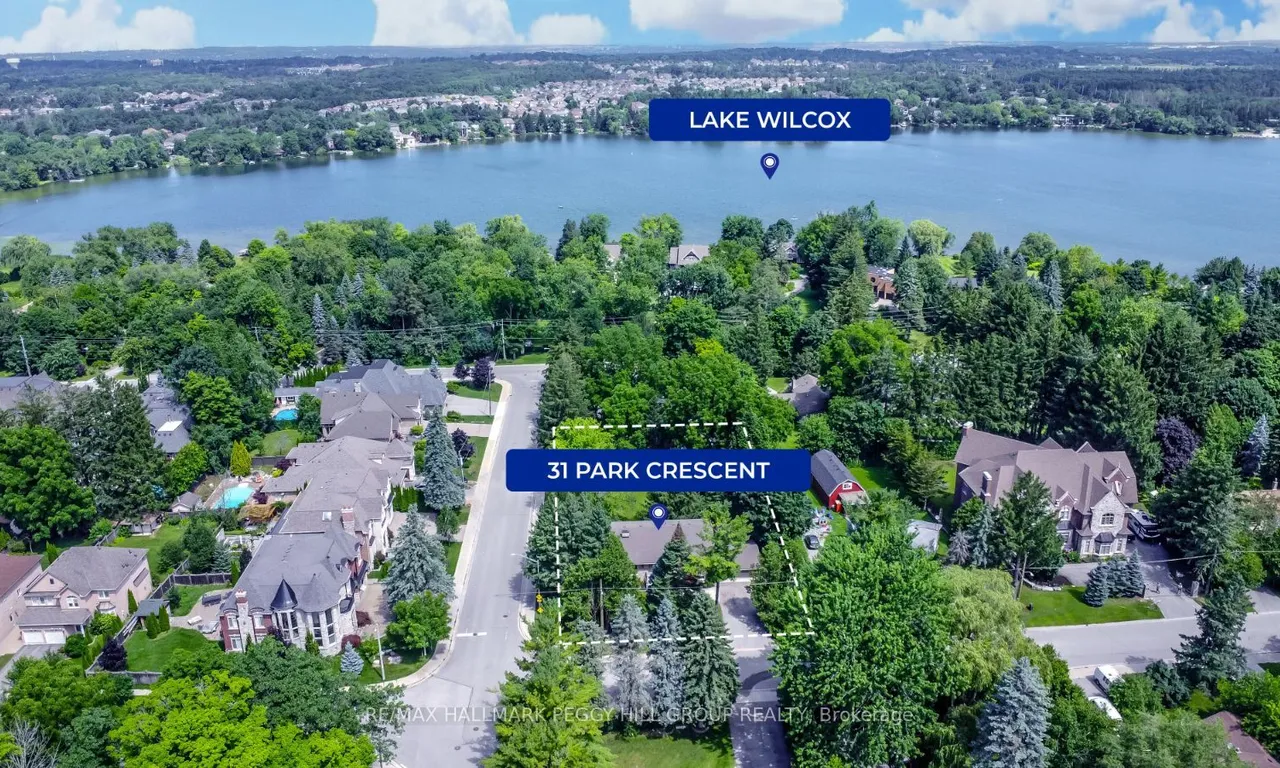 31 Park Cres, Richmond Hill, ON L4E 3J5