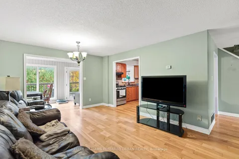 20 Biscayne Blvd, Georgina, ON K9Z 9Z9