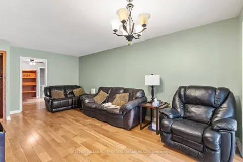 20 Biscayne Blvd, Georgina, ON K9Z 9Z9