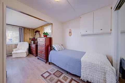 11 Locust Hill Dr, Innisfil, ON L9S 1R8