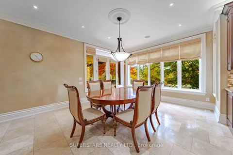 24 Glenbourne Park Dr, Markham, ON L6C 1H4