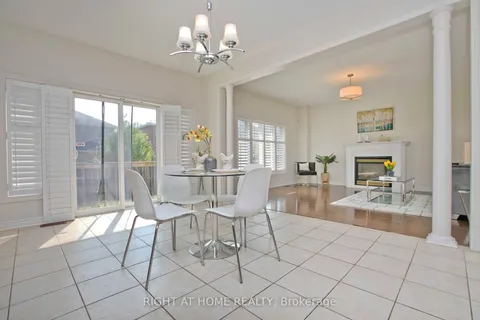 23 Sir Sanford Fleming Way, Vaughan, ON L6A 0T4