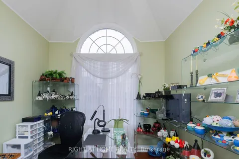 84 Verdi Rd, Richmond Hill, ON L4E 4P6