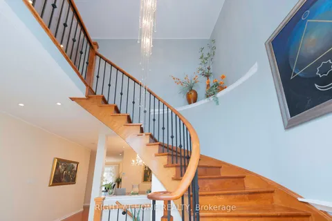 84 Verdi Rd, Richmond Hill, ON L4E 4P6