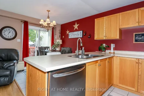 44 Parkside Cres, Essa, ON L3W 0K9