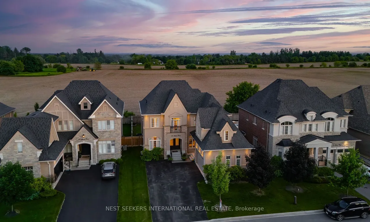 25 Munsie Dr, King, ON L7B 0N8
