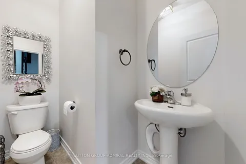 286 Barons St, Vaughan, ON L4H 3Z3