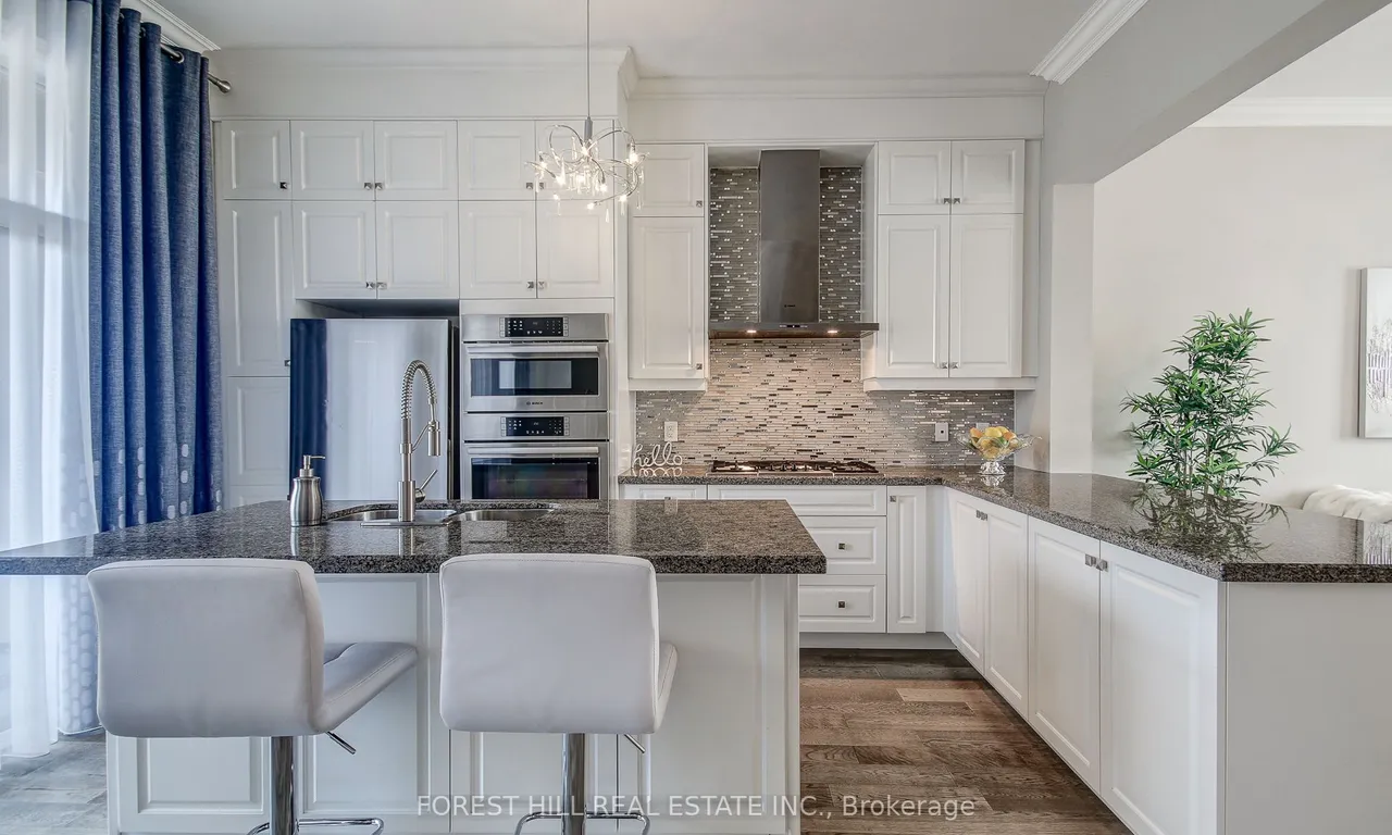 17 Adaskin Ave, Vaughan, ON L6A 4Z8