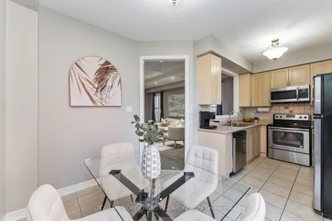 247 Terra Rd, Vaughan, ON L4L 3J4