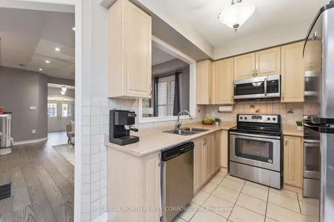 247 Terra Rd, Vaughan, ON L4L 3J4