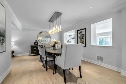14 Almond Ave, Markham, ON L3T 1L1
