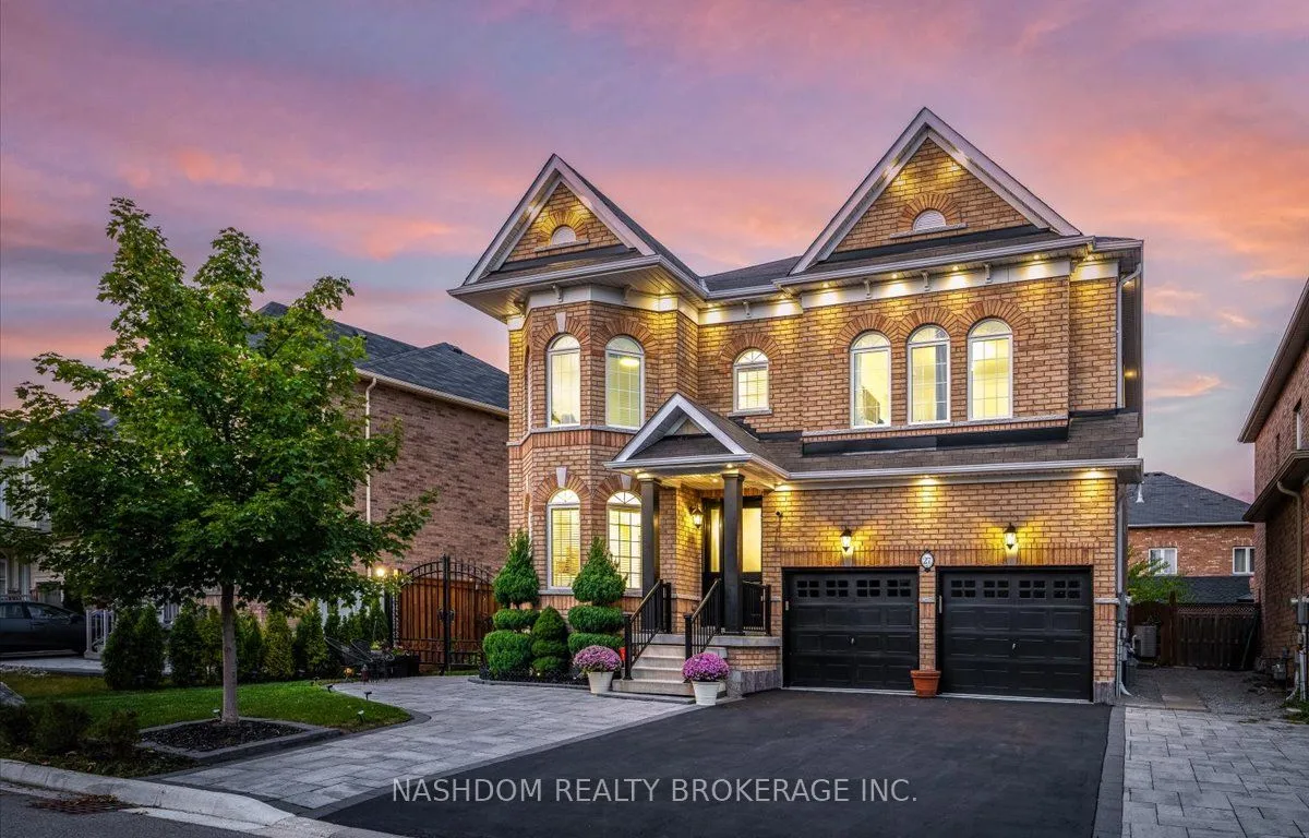 27 Leith Dr, Bradford West Gwillimbury, ON L3Z 0G5