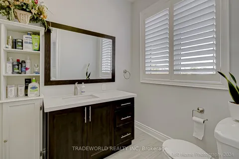 187 Strachan Tr, New Tecumseth, ON L0G 1A0
