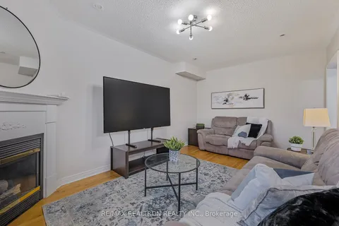 291 Drummond Dr, Vaughan, ON L6A 3E2