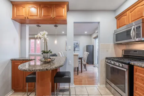 66 Westhampton Dr, Vaughan, ON L4J 7H3