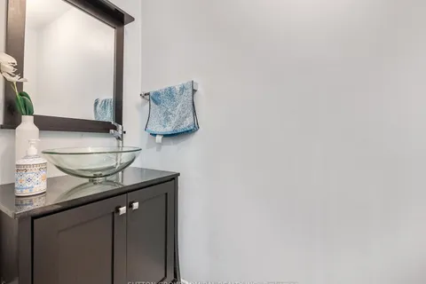 66 Westhampton Dr, Vaughan, ON L4J 7H3